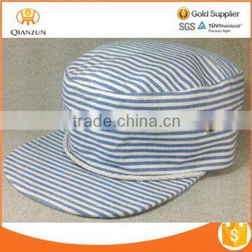 The flat top Light Watch Cap Bluedonn with rope