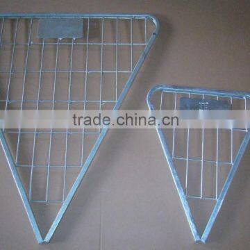 Galvanized Persistent Animal Hay Feeder