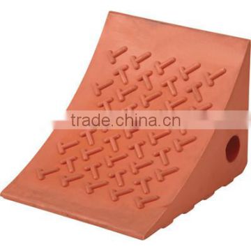 2.1kg PU wheel chock blocks for parking