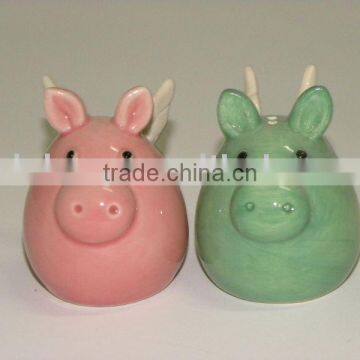 ceramic salt & pepper shaker