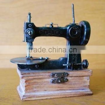 Miniature Sewing Machines