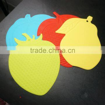 16152 Apple Pear Shape Silicone High Temperature Heat Insulation Mat photo-2