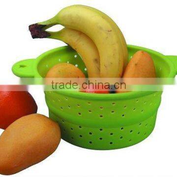 collapsible silicone strainer