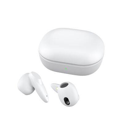 Hot selling quality P18 earphone super bass accessories touch portable charging Low Latency Tws wireless headphones