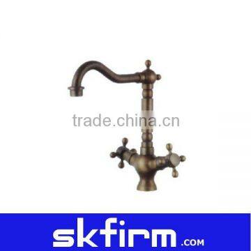 Bronze Double Handles Bridge Kitchen Sink Mixer Tap Faucet