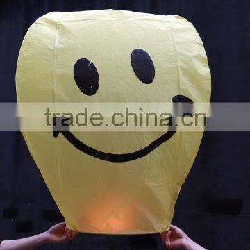 Customized Smile Face Paper Sky Lantern for Festival Celebraions