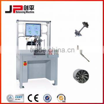 Turbine rotor dynamic balancing machine