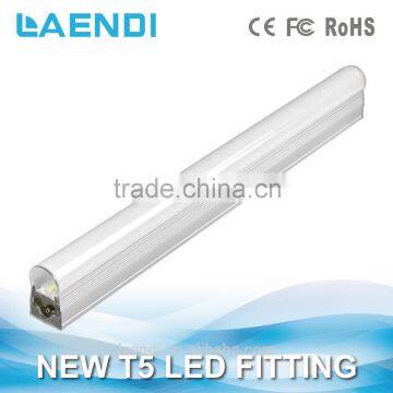 Shenzhen Professional LED Supplier Popular and Modern T5 LED Fitting No Dark Area When Connect Together