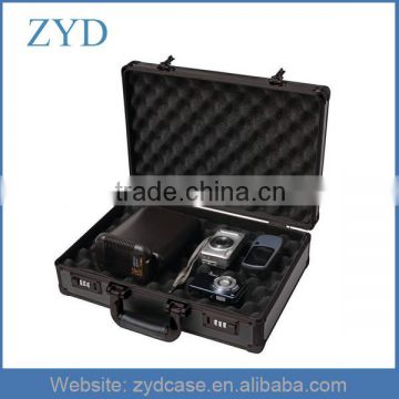 Aluminium portable travel case for camera digital products , 16.5" x 11"x 4.75"