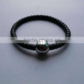 Modern useful leather pearl bracelets