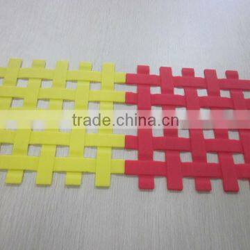 2014 new design Eco friendly food grade net shaped baking silicone trivet,silicone placemat