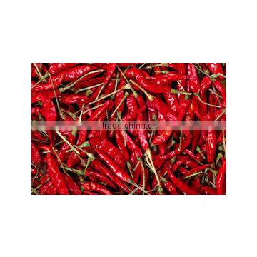 Whole dried chilli