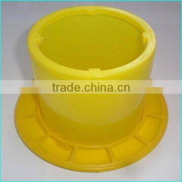 new type automatic poultry plastic chicken feeder