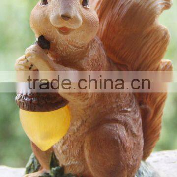 Resin Squirrel Carry Pinecone Solar Garden Animal Night Lights photo-2