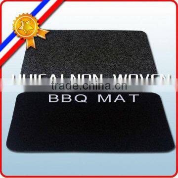 customized size and logo pvc backing non woven BBQ grill mat