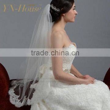 Beautiful Wedding Veil With Eyelash Lace Trim photo-2