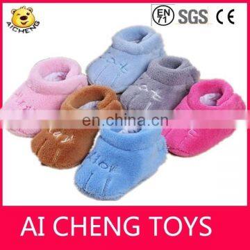 Promotional Cute baby shoes,plush newborn baby shoes ,fleece baby shoes can add LOGO