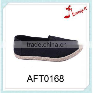 Wholesale woman flat shoes cheap casual canvas shoes