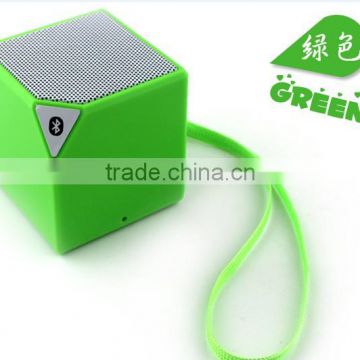 Mini wireless bluetooth audio speaker , Subwoofer portable audio speaker, Can wireless hands-free calls ,Green color P00100