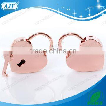 AJF love rose lock wedding lock for couples                        
                                                Quality Choice