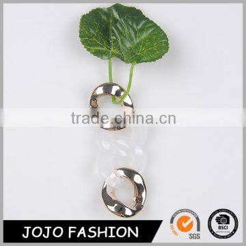 Latest design alloy and plastic hook-ups two leaf brooches