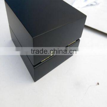 Custom High Gloss Wooden Single Watch Box for Top Sale