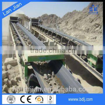 conveyor belt for continuous ship unloaders and shiploading of bulk materials