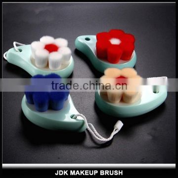 Flower Shape Synthetic Face Exfoliator Brush Wholesale