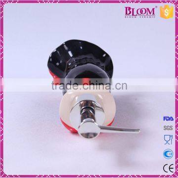 Delicate Unique Shape Small Ceramic Lotion Dispenser photo-5