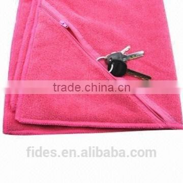 sports /gym microfiber towel with pocket