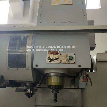 CHAUR CHYUN 1500 Vertical Machining Center photo-2