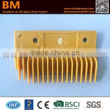 DSA2000168-Left ,Escalator Comb Plate 146*95*90 Yellow Plastic photo-2