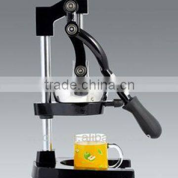 omega vertical juicer