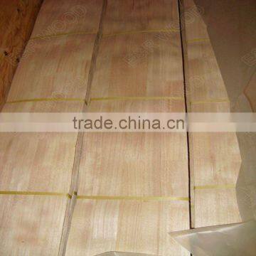 Popular FSC% rubber wood veneer