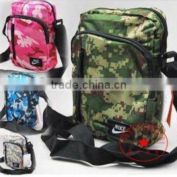 camouflage cloth made travel bag
