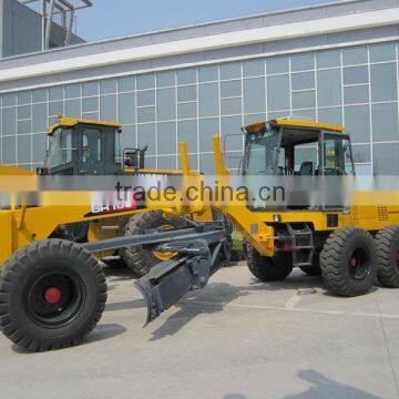 XCMG GR180 Motor Grader with front blade and rear ripper