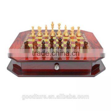 Deluxe Wooden Chess Set With Lively Handmade Carving Chess Pieces PU Painting Chess Box With Drawers