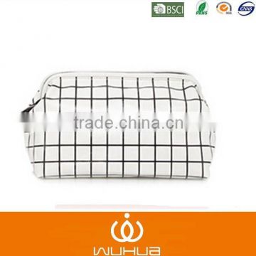 edgy and cool Graph Print makeup bag/evening clutch with zipper In factory