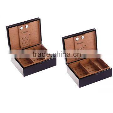 Humidor wooden cigar box