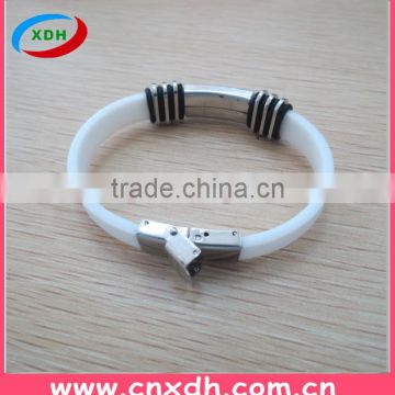 Durable flexible high quality silicone clip bracelet with stainless steel