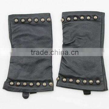 2015 new season no fingers design with golden rivet men/women leather gloves