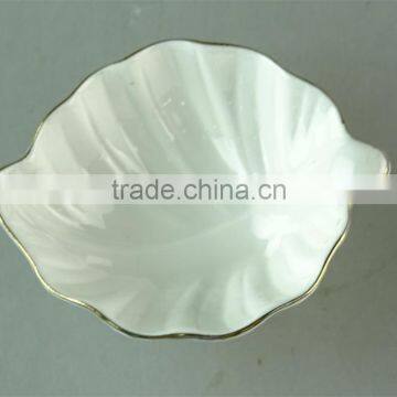 Low Price Leaf-shaped Suprastriate White Ceramic Dinner Dish for Wholesale,high Quality Restaurant Serving Dishes. photo-2