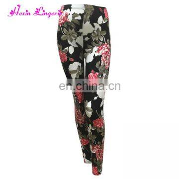Wholesale Custom Service Women Capri High Waist Brushed Printing Leggings Factory photo-2