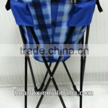 Foldable cooler bag with stand in Blue checker