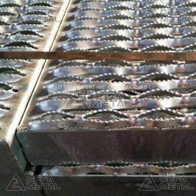 Perforated Steel Grating Diamond-Strut Safety Grating Perforated Steel Grating photo-2