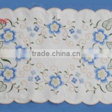 100%polyester embroidery doily