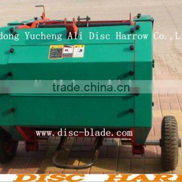 Automatic Small Hay Baler with tractor for grass stalk straw