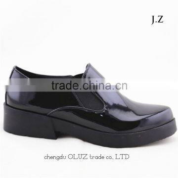 LQEB14 black gloss material shiny PU ankle boot,thick sole flat short boots.elastic both side casual shoes