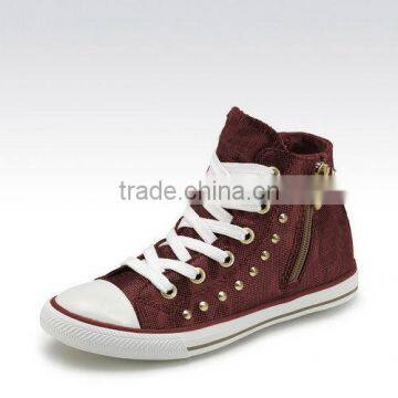 Hot Selling China Men's Classic Style Canva Shoes