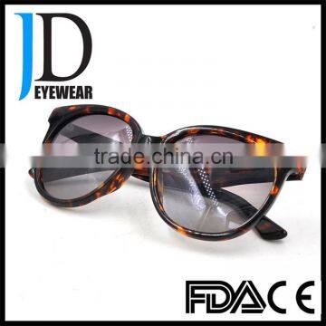 Newest Pretty Summer Ladies Sunglasses Double Color Temple Personalized Cheap Sunglasses